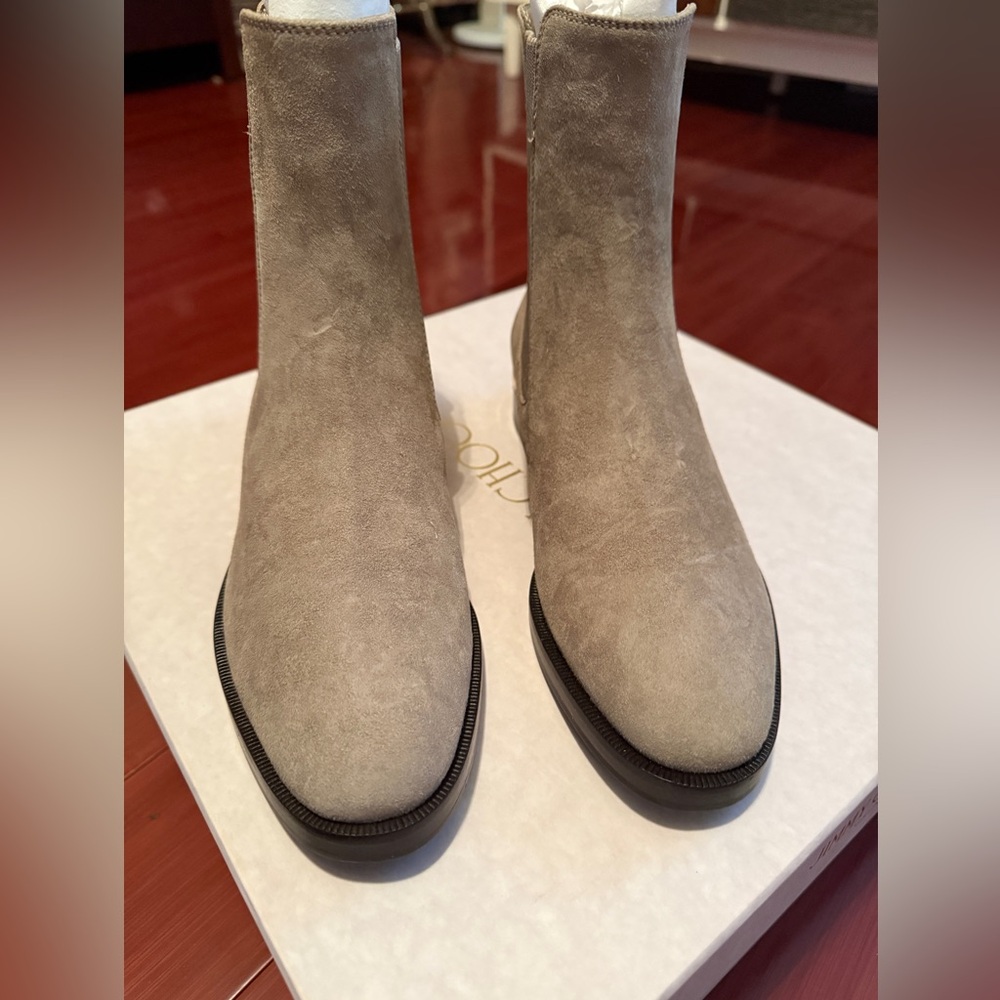 THESSALY 20 WOMENS LEATHER SHORT CHELSEA BOOTS